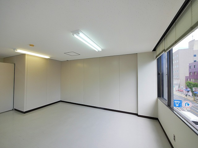 不動ビルの内装