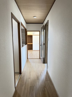 【玄関】 | ヴィランディ | 収納もある玄関です