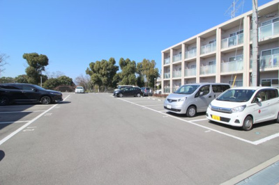 【駐車場】 | フェアエスト岡町