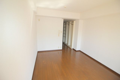 【洋室】 | フェアエスト岡町