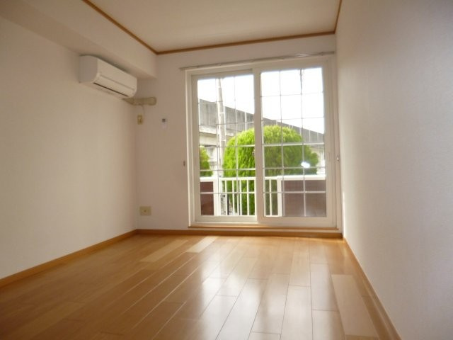 グランドゥールＫの居間・リビング|洋室