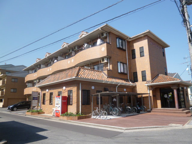 倉敷市日吉町の賃貸マンションの外観