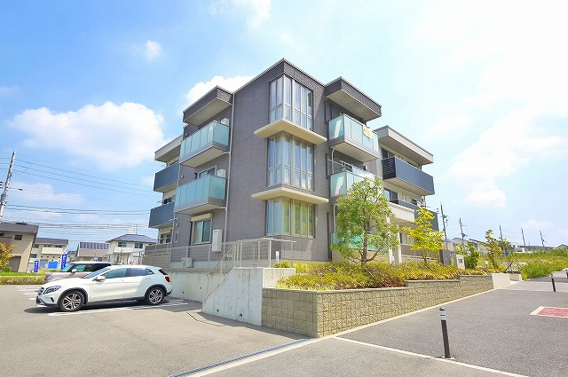 ハニーグランの外観