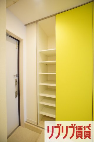 リブリ・エルミタージュの玄関