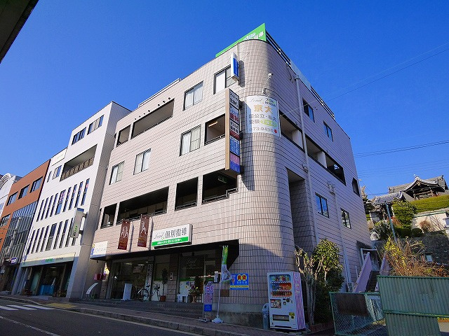 ファミール生駒の外観|外観です