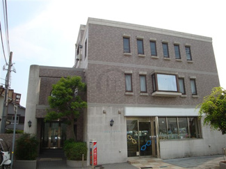 【外観】 | タイル張りでスタイリッシュなマンションです