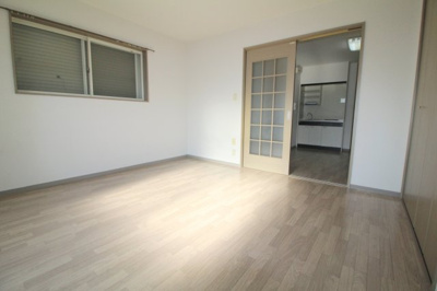 【寝室】 | ローレル参番館