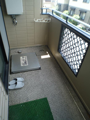 【バルコニー】 | ノイエステ瓦屋