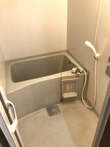 アンシャンテＴＫＹの浴室