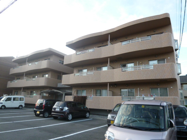 倉敷市沖新町の賃貸マンションの外観
