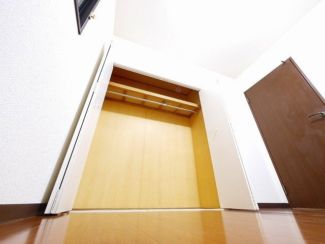 パストラーレ天理の収納|大きなクローゼットが嬉しい