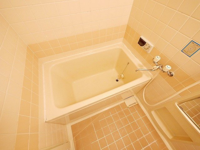 パストラーレ天理の浴室|落ち着いた空間のお風呂です