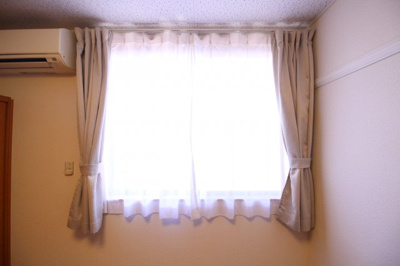 【設備】 | ロン | カーテン