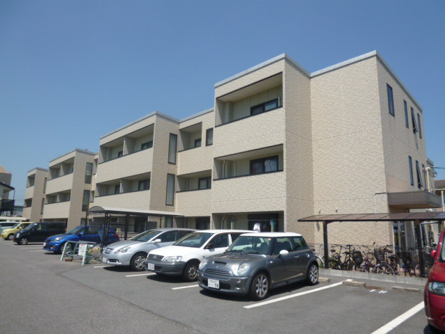 倉敷市鳥羽の賃貸マンションの外観