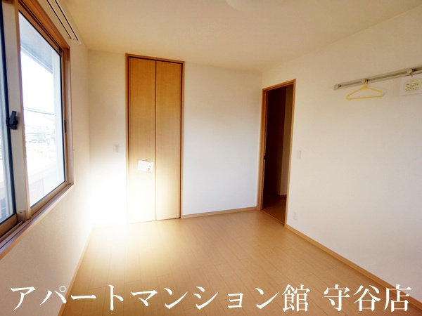 リビングタウンみらい平Aの寝室