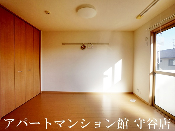 リビングタウンみらい平Aの洋室
