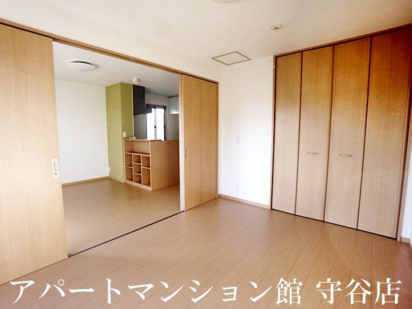 リビングタウンみらい平Aの洋室