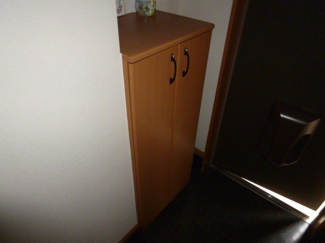 エム・インプレスの玄関