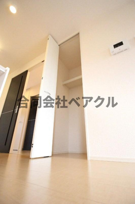 【収納】 | シャルムTAKASAGOⅡ | 大きなスペースがあり、収納には困りません