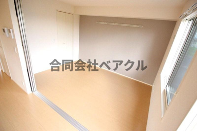 【寝室】 | シャルムTAKASAGOⅡ | 落ち着いて過ごせるお部屋なので、寝室にいかがでしょうか