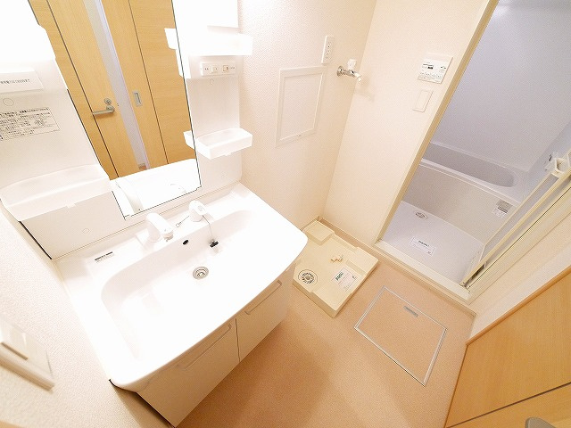 サンシャイン富堂の洗面所|コンパクトで使いやすい洗面所