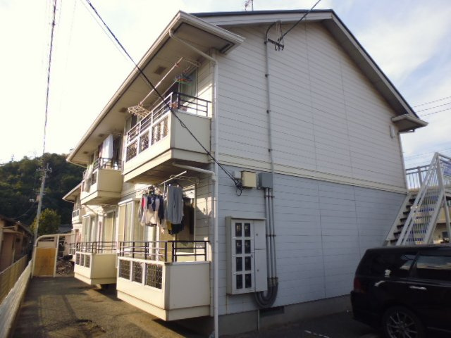 アルパーク江長の外観