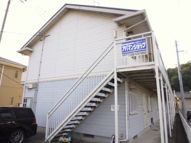 アルパーク江長の外観