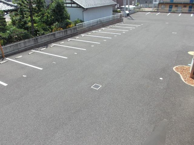 【駐車場】 | ベネッセ Ｙoshida with pet B