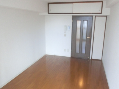 【洋室】 | ヴァル浜崎通り