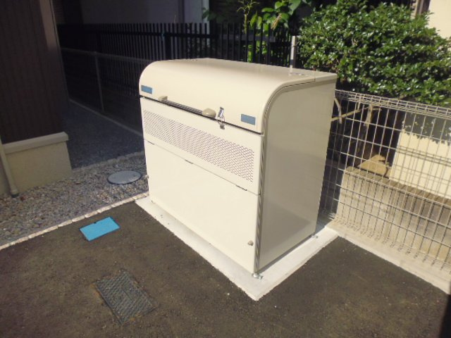 グリシーヌＢのその他共用部分|敷地内専用ゴミステーション