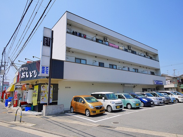 シティロイヤル大和小泉　Ａ棟の外観