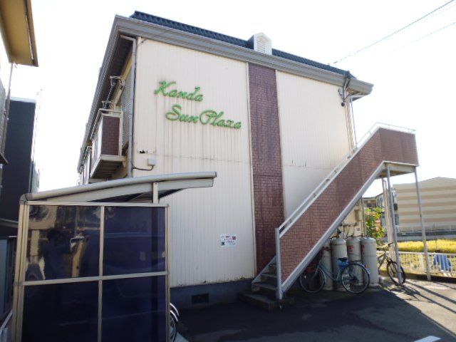 神田サンプラザの外観