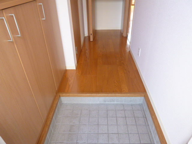 ウィンズＣの玄関