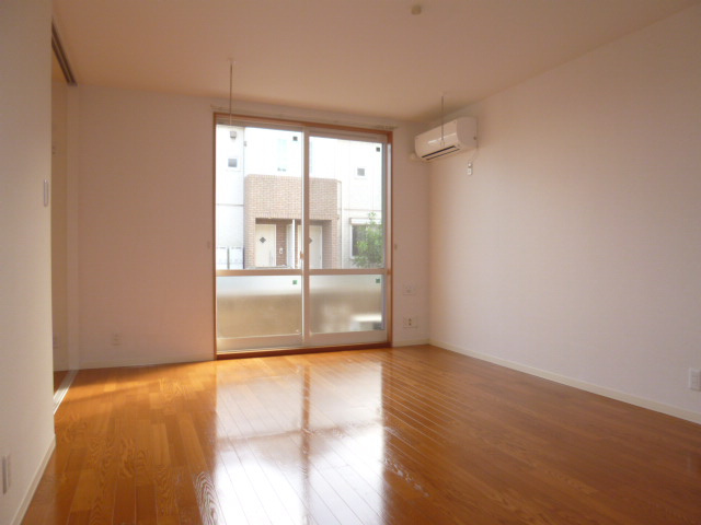 ウィンズＣの居間・リビング