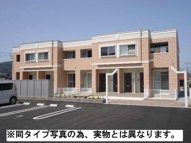 総社市真壁のアパートの外観|イメージです。