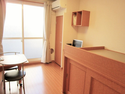 【居間・リビング】 | ｔｓｕｂａｓａ  | 1Fはフローリング、2Fはカーペットになります。