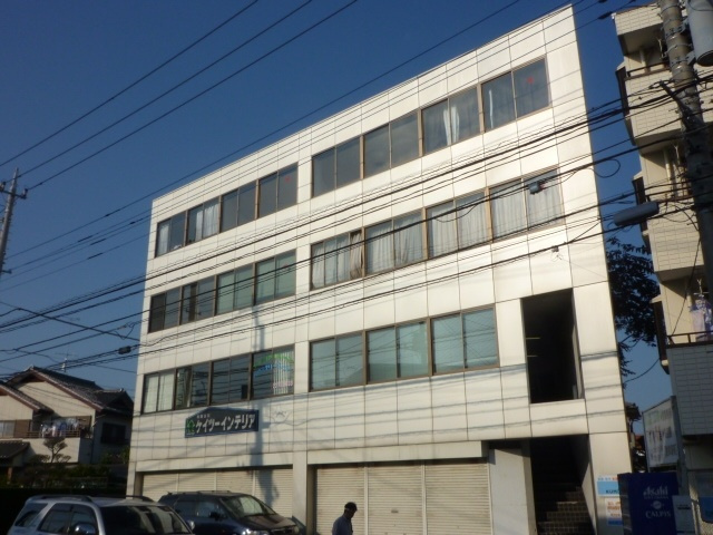 サンシャイン白山の外観