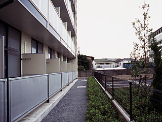 【バルコニー】 | ＱＵＡＴＲＥ