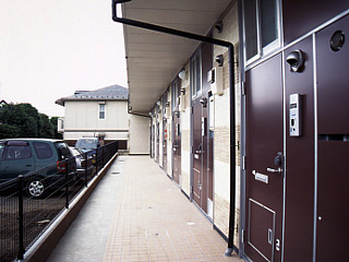 【エントランス】 | ＱＵＡＴＲＥ