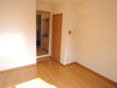 【居間・リビング】 | ベルスーズ | 別部屋です。（参考写真）