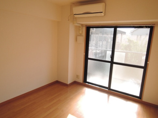 【居間・リビング】 | ベルスーズ | 別部屋です。（参考写真）