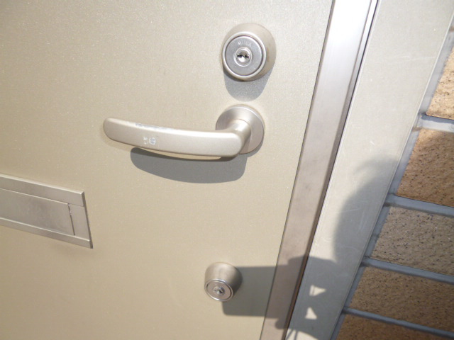 グランソレイユ　Ｂの玄関