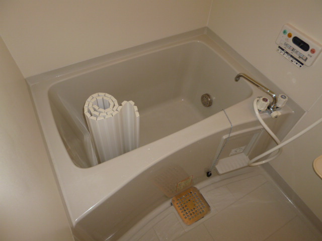 グランソレイユ　Ｂの浴室