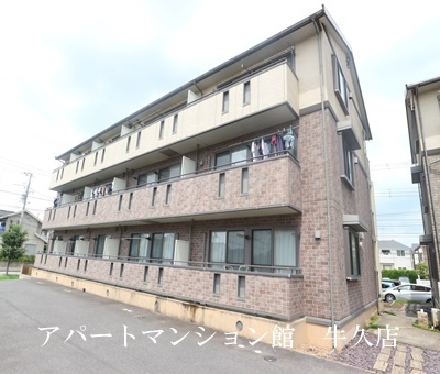 グランドセントレア888　Bの外観