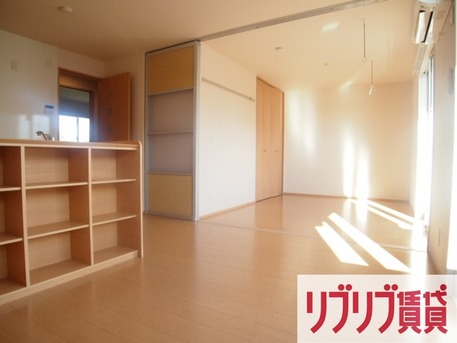 PARK HILLS MIYAKO Ｃの居間・リビング