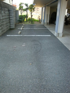 【駐車場】 | 敷地内駐車場です