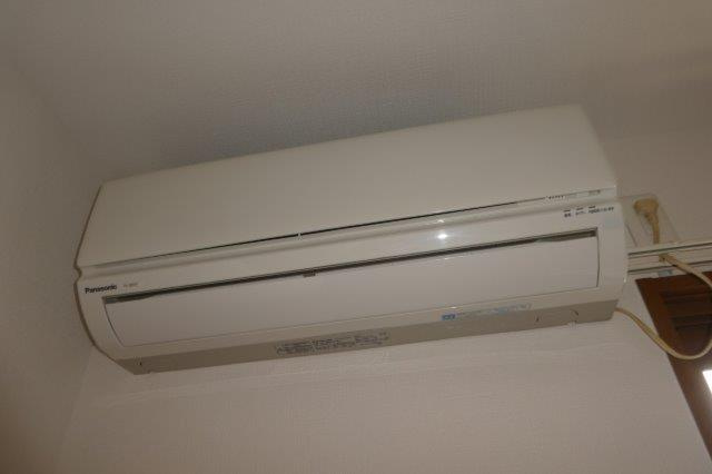 ロイヤルガーデンミルフィーＦの設備|エアコン