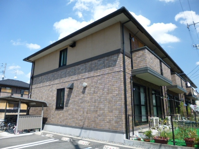 ロイヤルガーデンミルフィーＦの外観