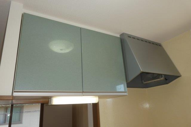 ロイヤルガーデンミルフィーＦのキッチン|キッチン上収納