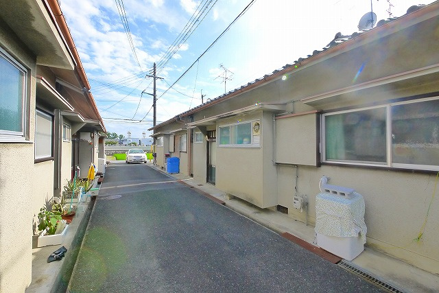 石田貸家の周辺